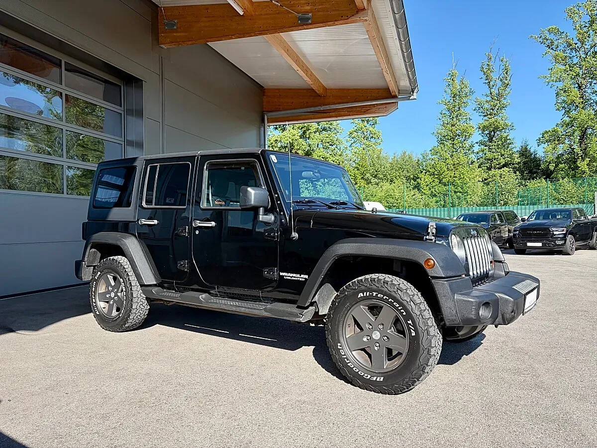 Jeep Wrangler 2013 photo 3