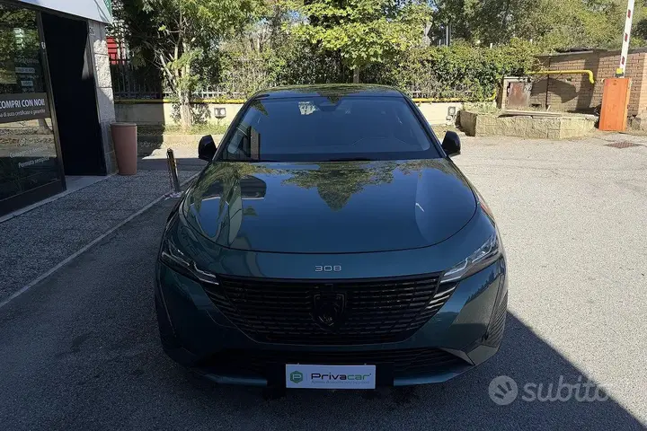 Peugeot 308 2022 photo 2