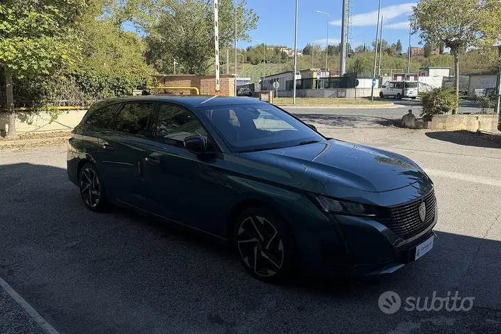 Peugeot 308 2022 photo 3