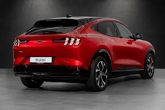 Ford Mustang Mach-E 2021 photo 4