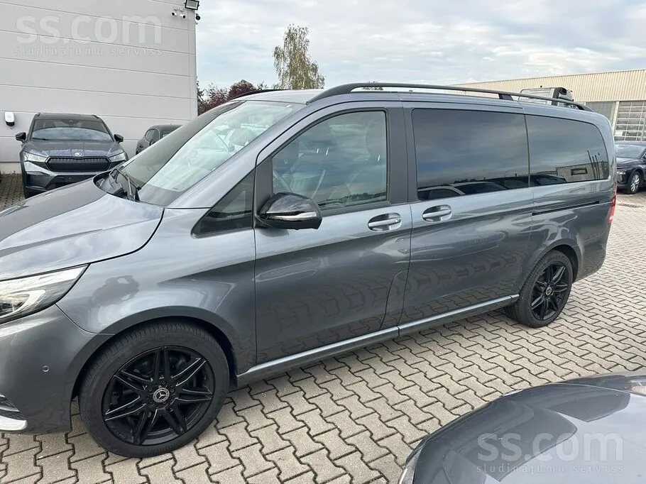 Mercedes-Benz V300 2022 photo 3