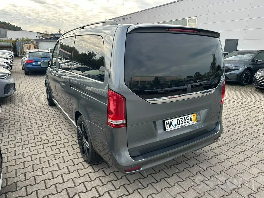 Mercedes-Benz V300 2022 photo 5