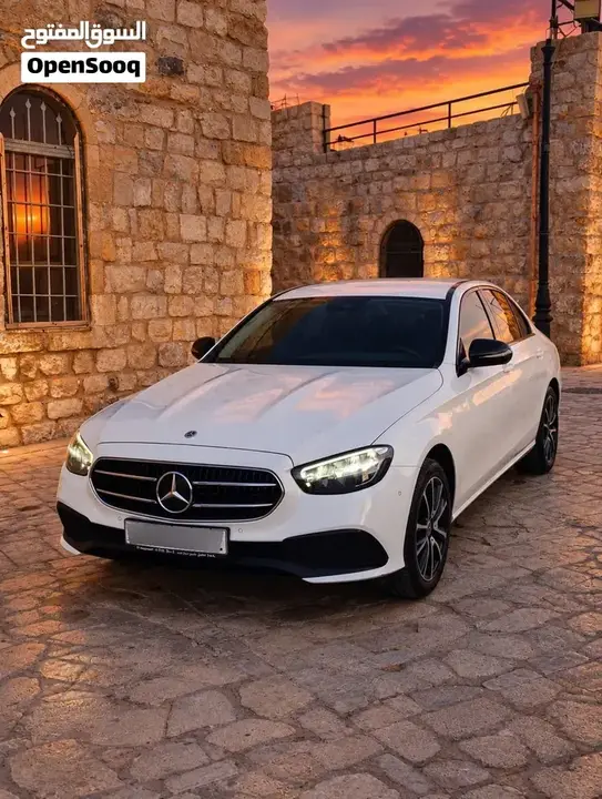 Mercedes-Benz E-Class 2022 photo 3