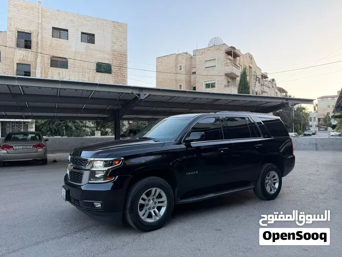 Chevrolet Tahoe 2017 photo 2