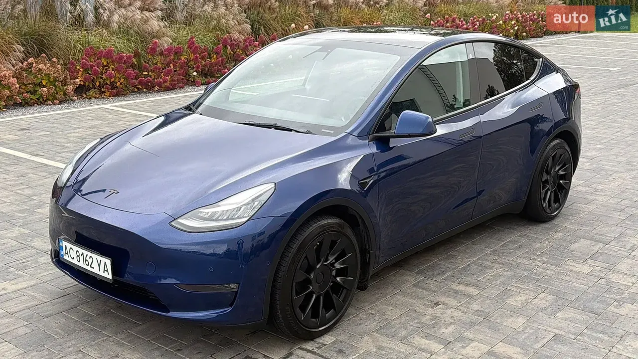 Tesla Model Y