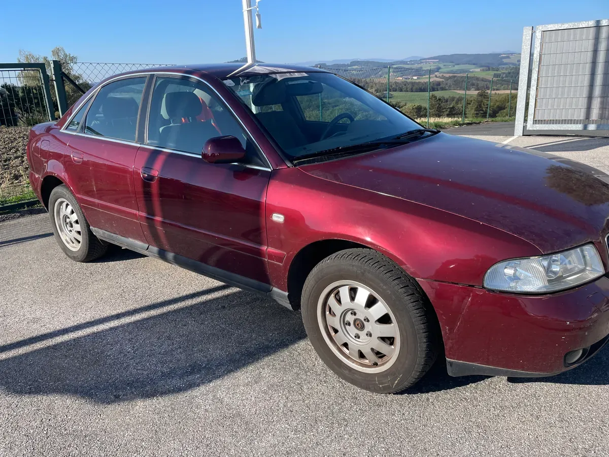 Audi A4 2000 photo 3