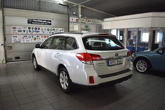 Subaru Outback 2014 photo 3