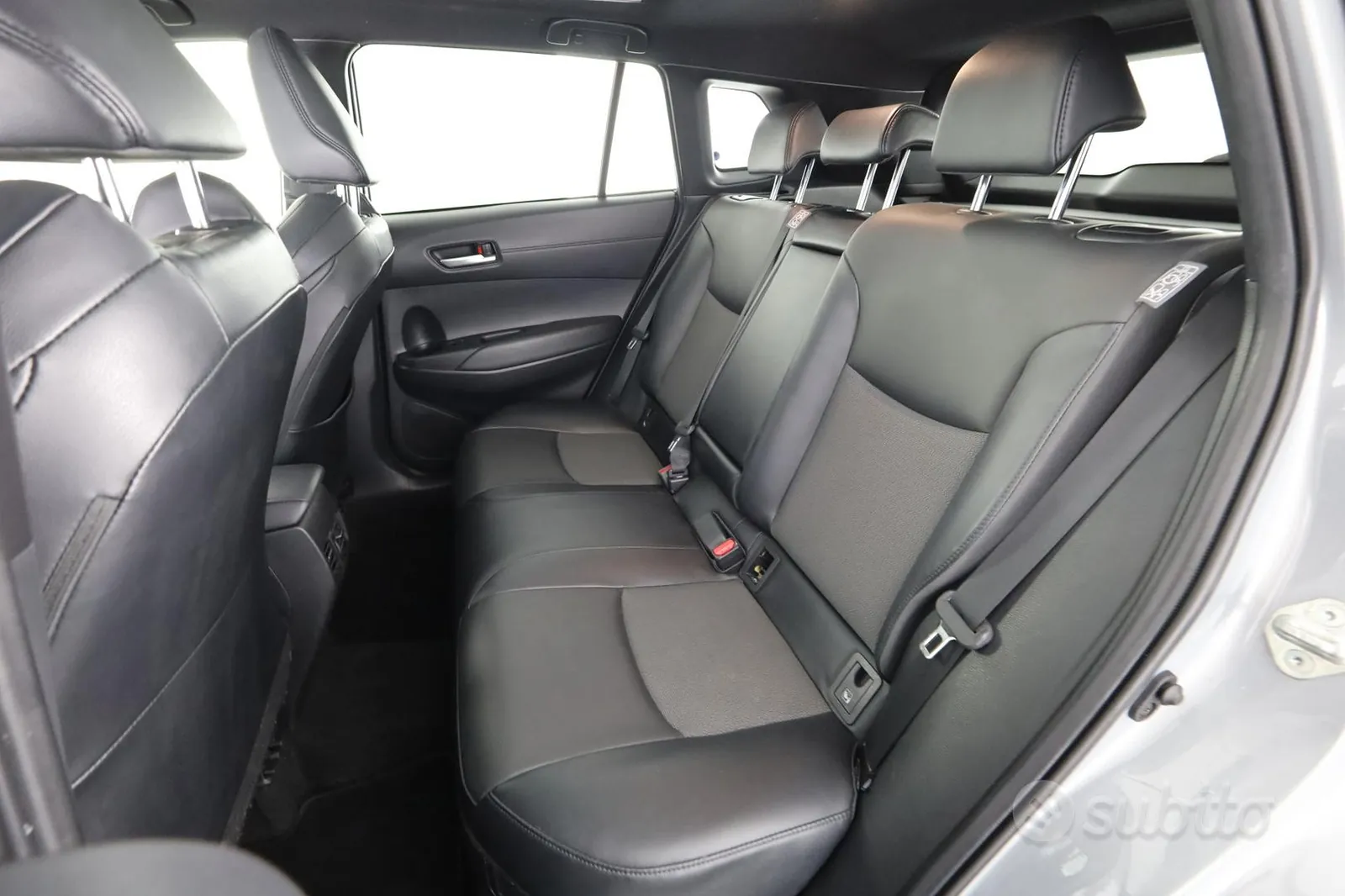 Toyota Corolla Cross 2024 photo 3