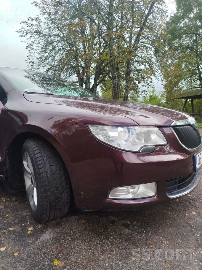 Skoda Superb 2008 photo 2