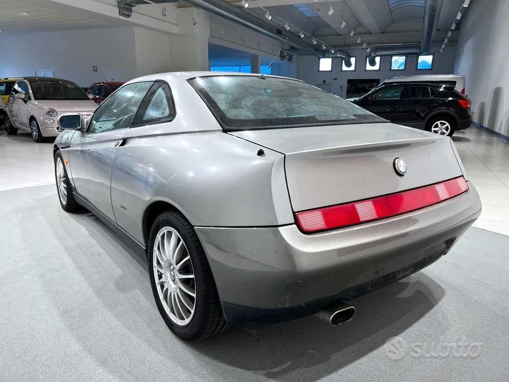 Alfa Romeo Gtv 1997 photo 3