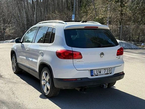 Volkswagen Tiguan 2012 photo 3
