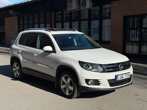 Volkswagen Tiguan 2012 photo 2
