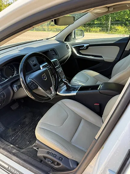 Volvo V60 2015 photo 3
