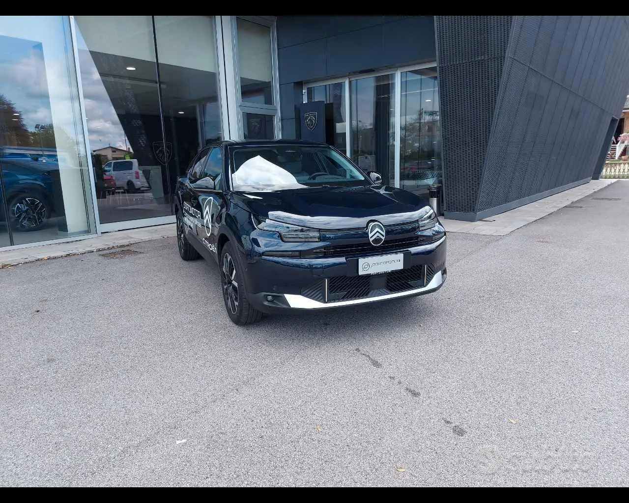 Citroen C4 2025 photo 2