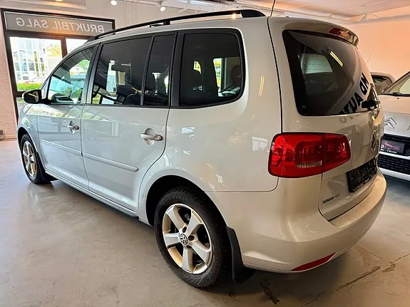 Volkswagen Touran 2014 photo 3