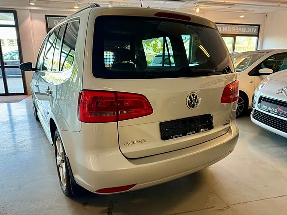 Volkswagen Touran 2014 photo 4