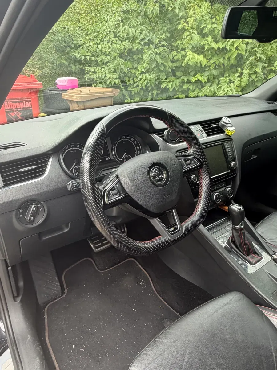 Skoda Octavia 2015 photo 3