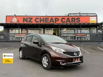 Nissan Note 2015 photo 2