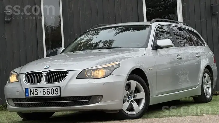 BMW 525