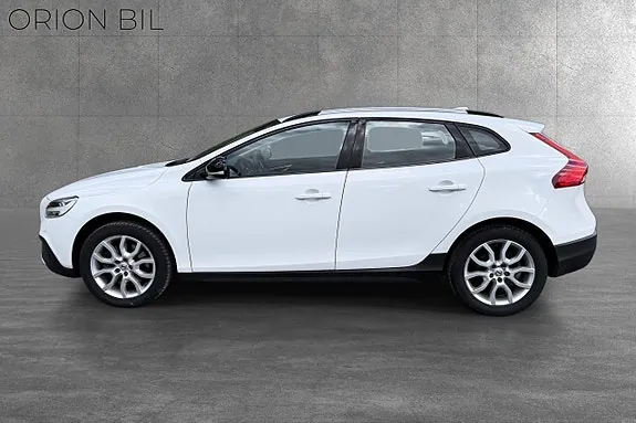 Volvo V40 Cross Country 2018 photo 5