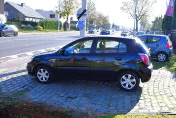 Kia Rio 2006 photo 2
