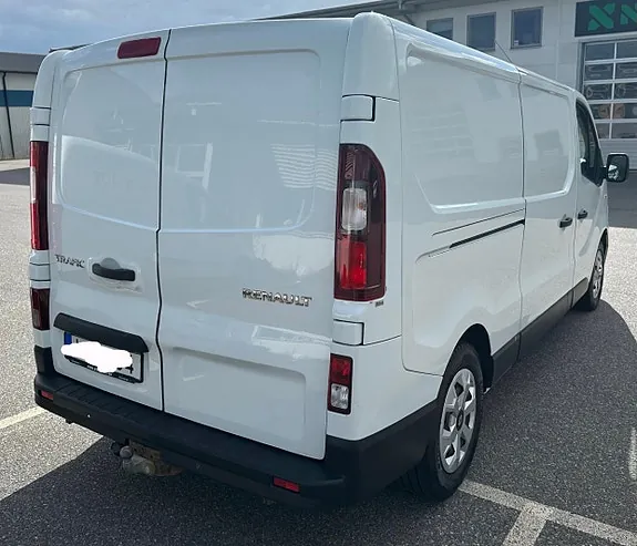 Renault Trafic 2016 photo 3