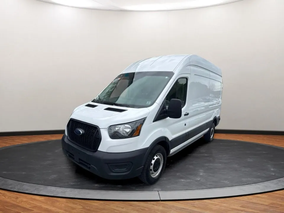 Ford Transit 250 2024 photo 2
