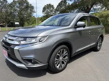 Mitsubishi Outlander 2017 photo 3