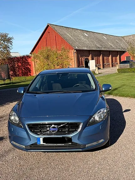 Volvo V40 2016 photo 2