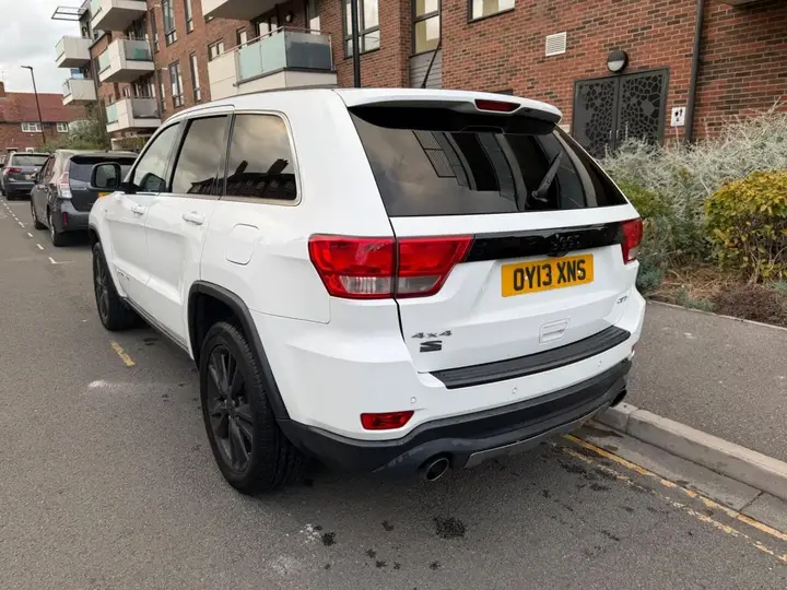 Jeep Grand Cherokee 2013 photo 4