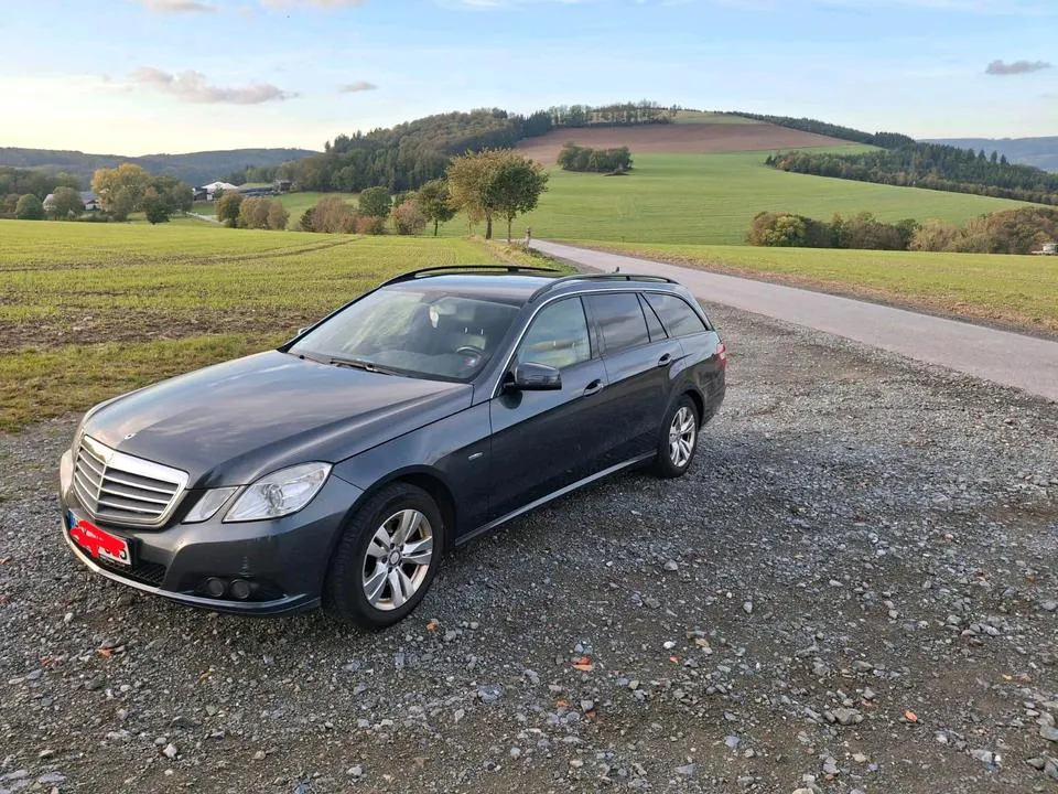 Mercedes-Benz E250