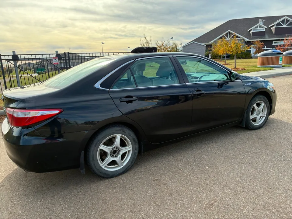Toyota Camry 2015 photo 3