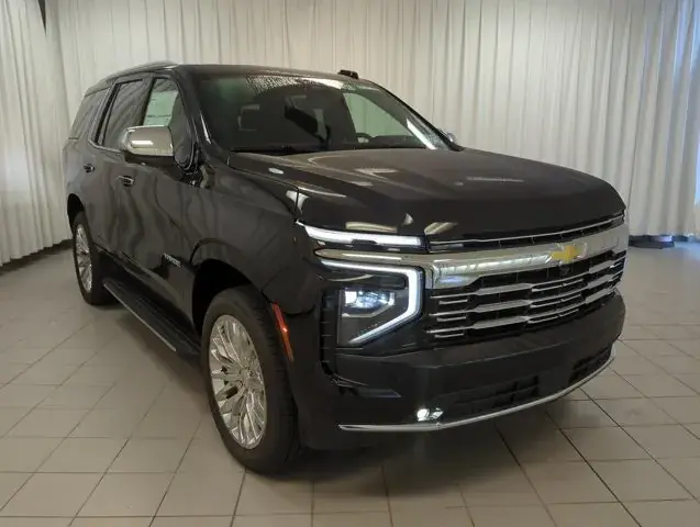 Chevrolet Tahoe 2026 photo 2