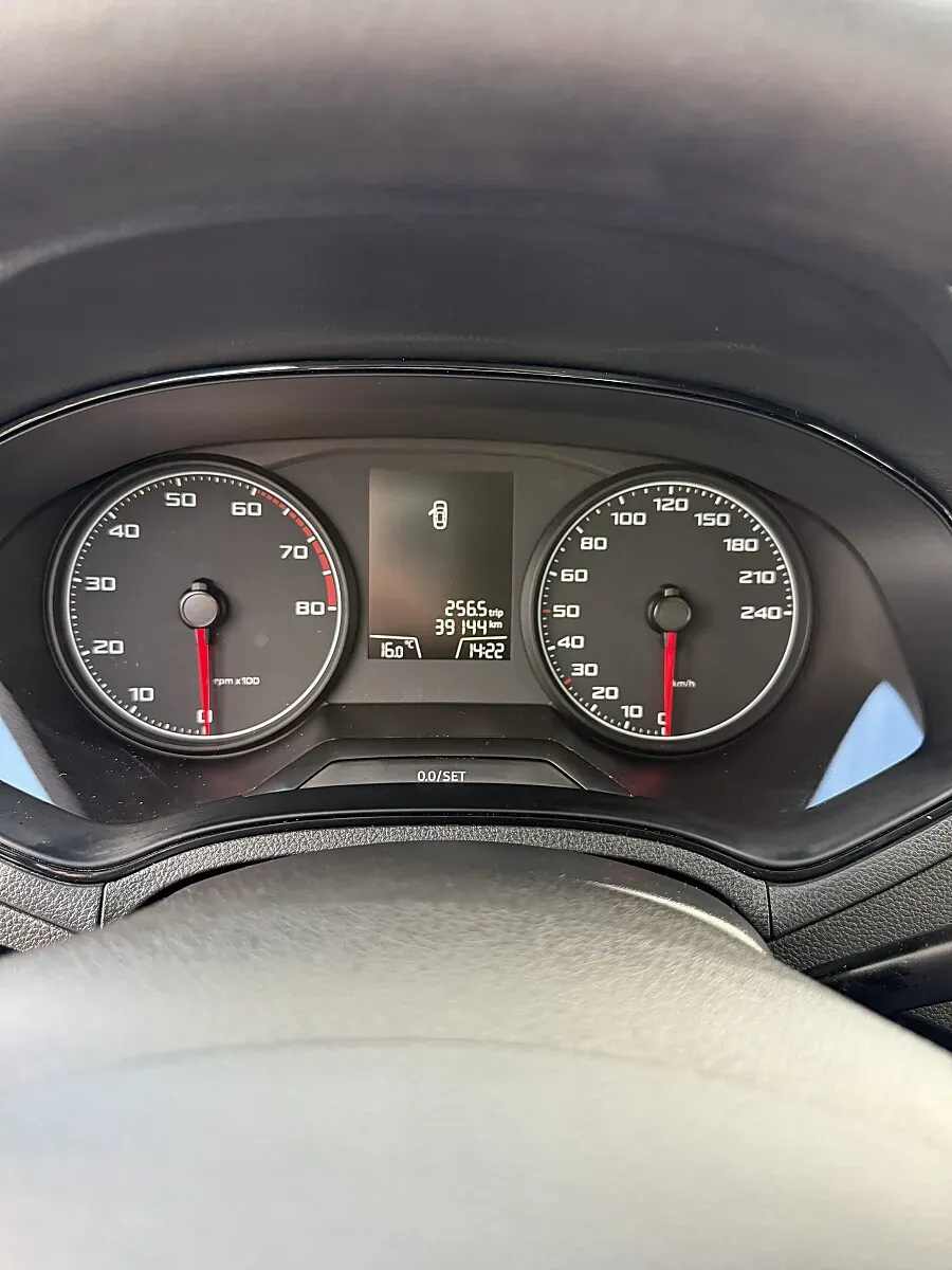 Seat Arona 2018 photo 3