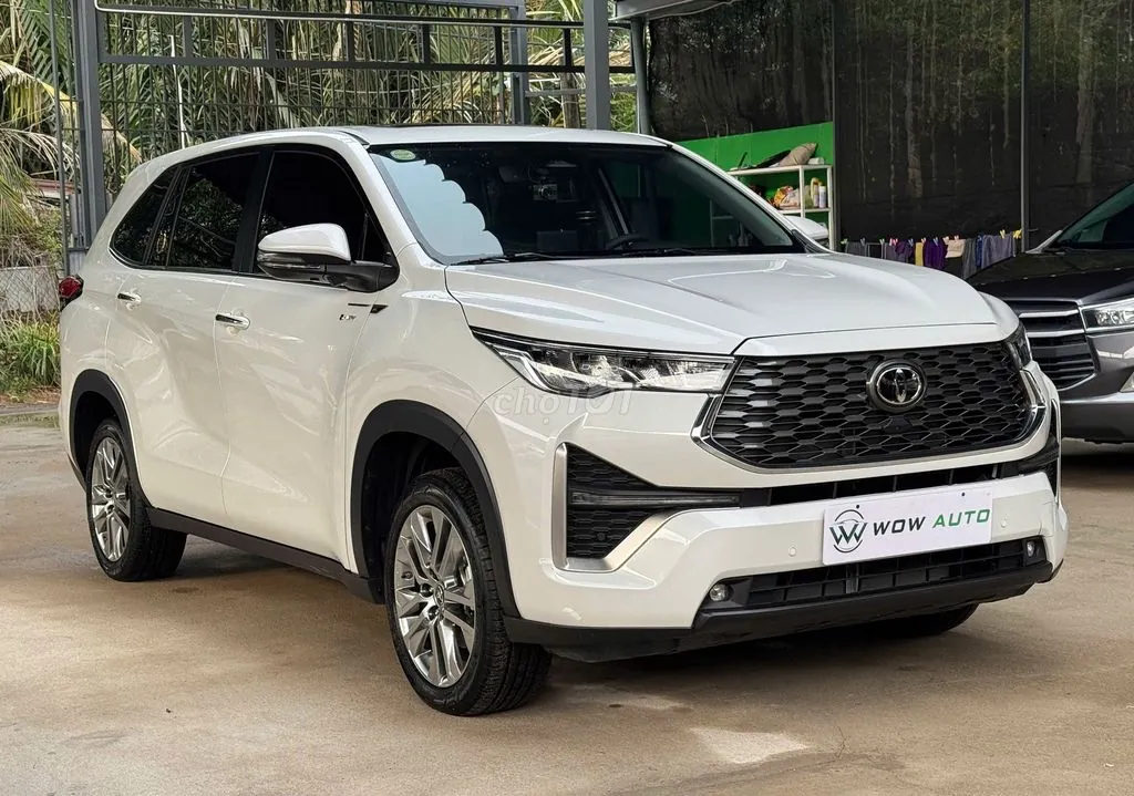 Toyota Innova Cross photo 3