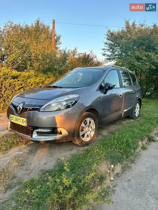 Renault Scenic 2014 photo 2