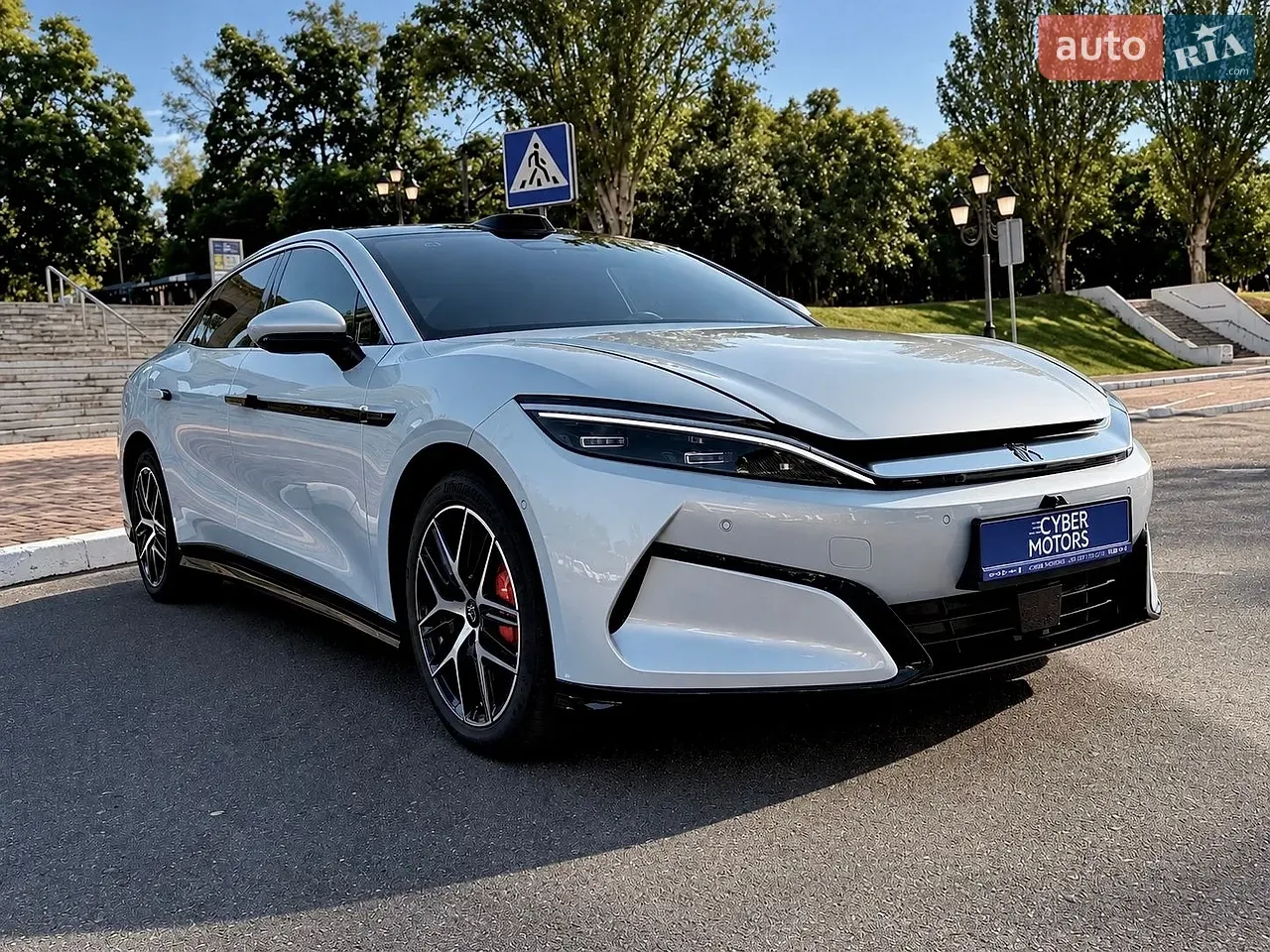 BYD Han L