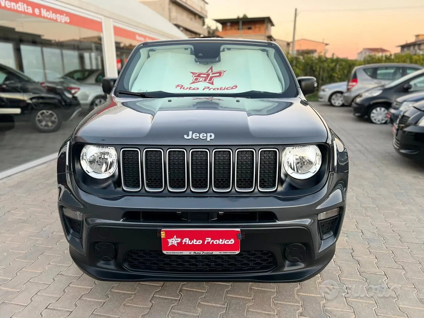 Jeep Renegade 2023 photo 3