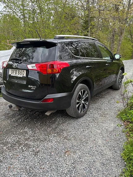 Toyota Rav4 2014 photo 2