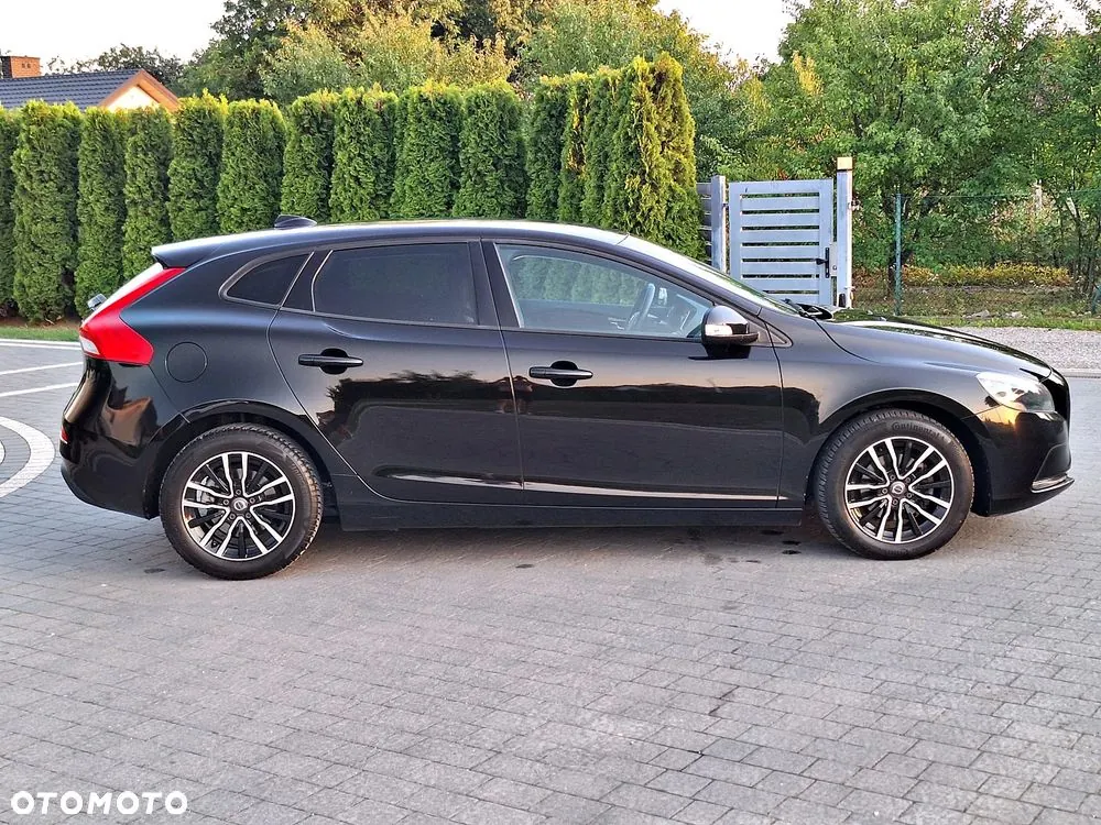Volvo V40 2018 photo 4