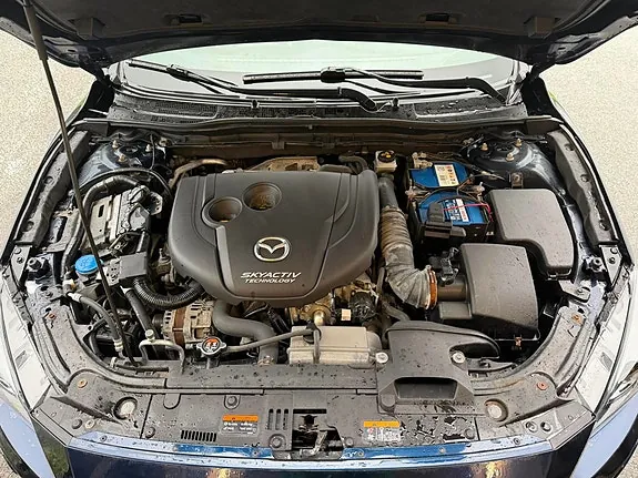 Mazda 3 2016 photo 3