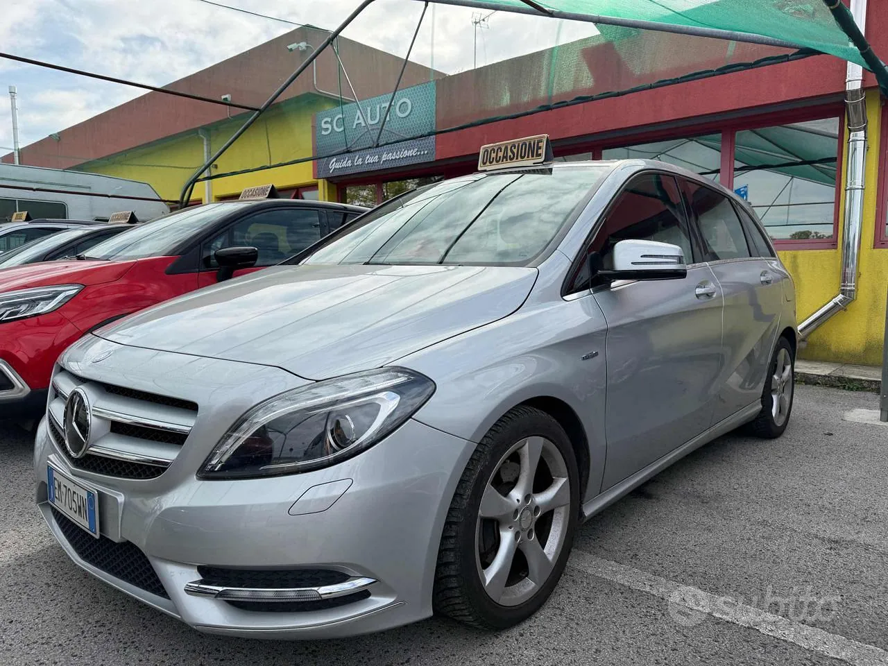Mercedes-Benz B