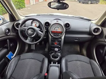 Mini Countryman 2012 photo 2