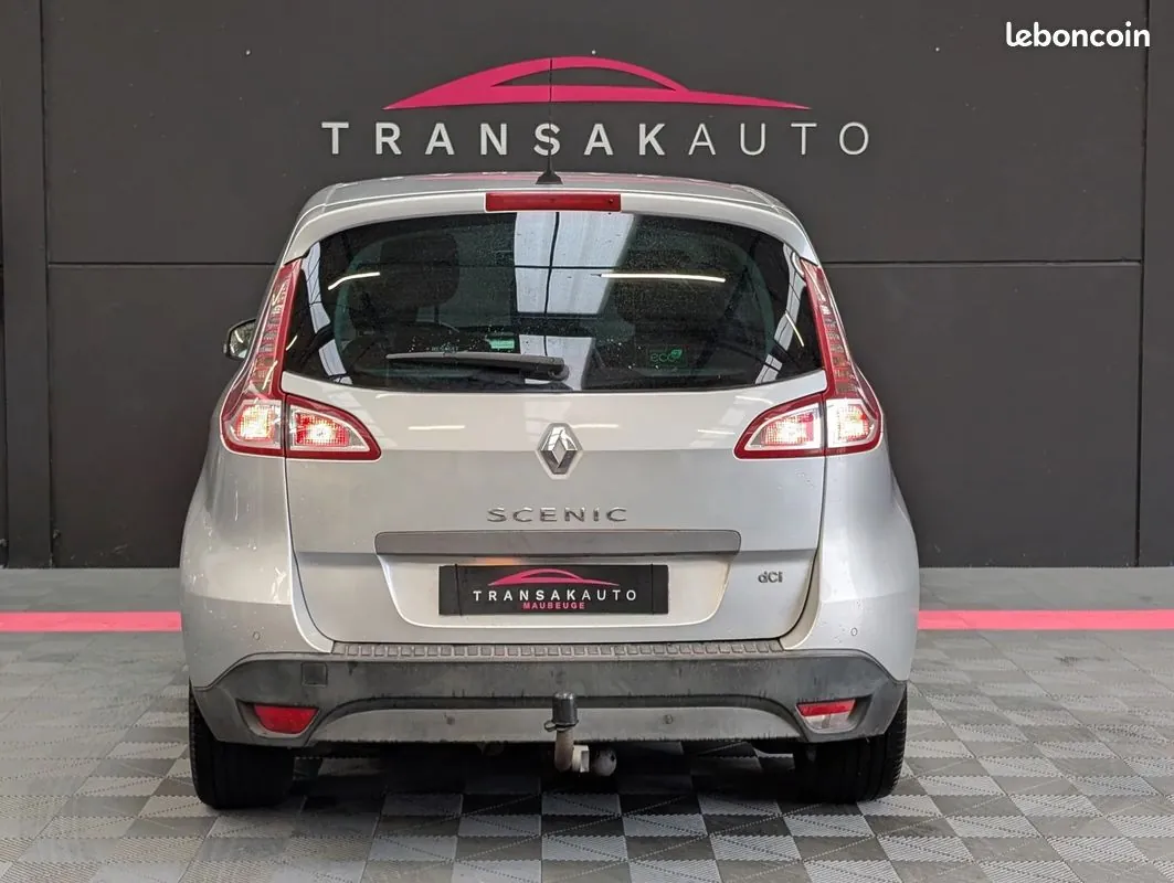 Renault Scenic 2011 photo 3
