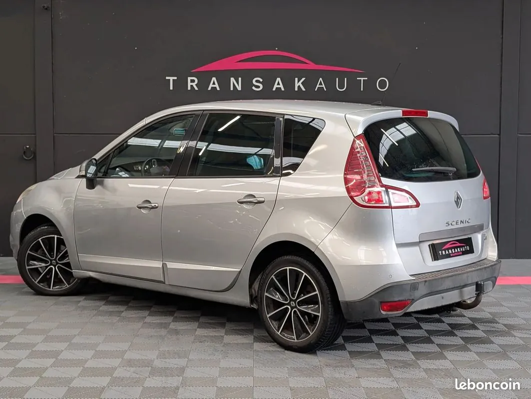 Renault Scenic 2011 photo 4