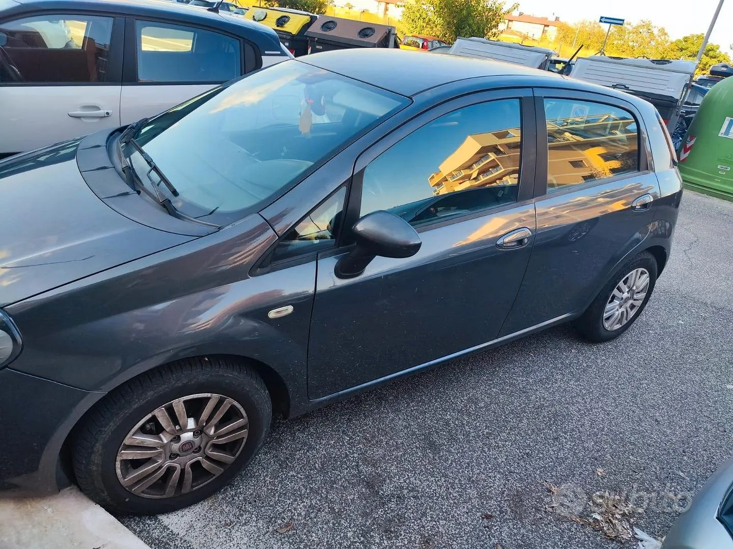 Fiat Punto 2013 photo 2