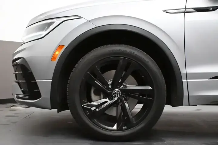 Volkswagen Tiguan 2024 photo 4