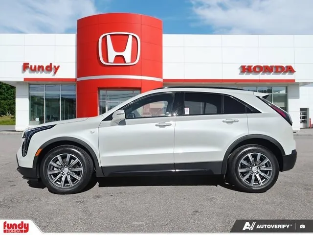 Cadillac Xt4 2022 photo 2