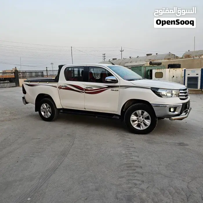 Toyota Hilux 2016 photo 2