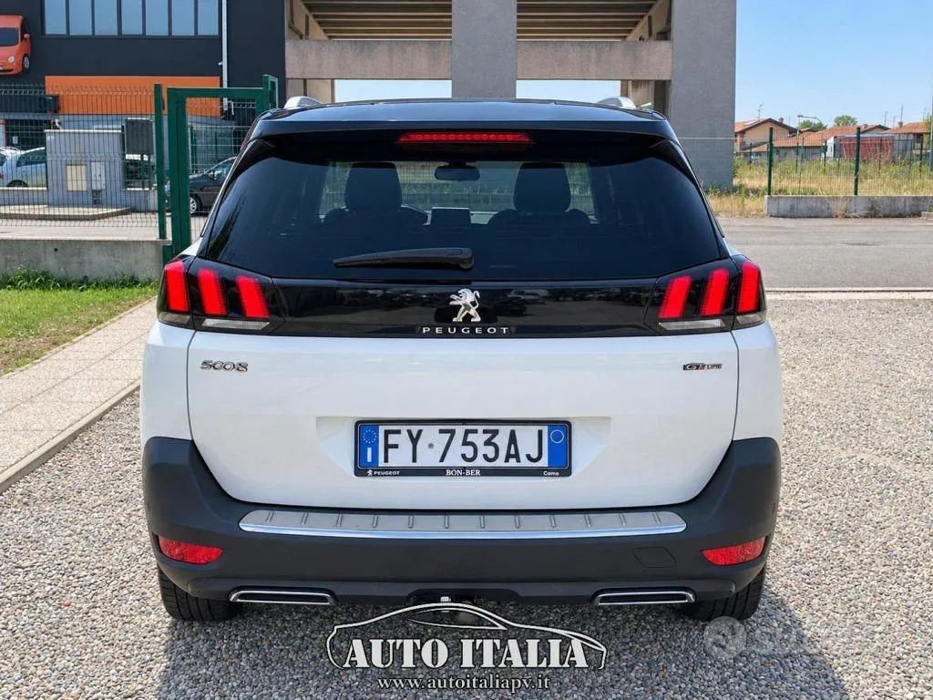 Peugeot 5008 2019 photo 4
